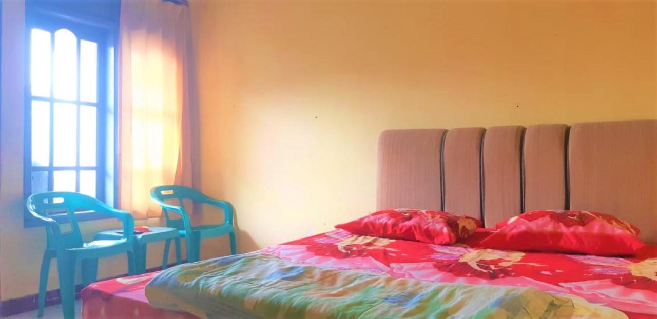 สปอต ออน 2969 โฮเต็ล จิตรา อายู Hotel Labuhan ภายนอก รูปภาพ